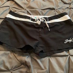 Body Glove board shorts size small
